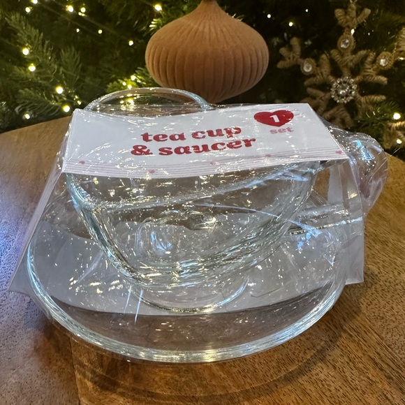 Target playground dollar spot heart shaped mug coffee tea glass saucer Valentine - Picture 9 of 10